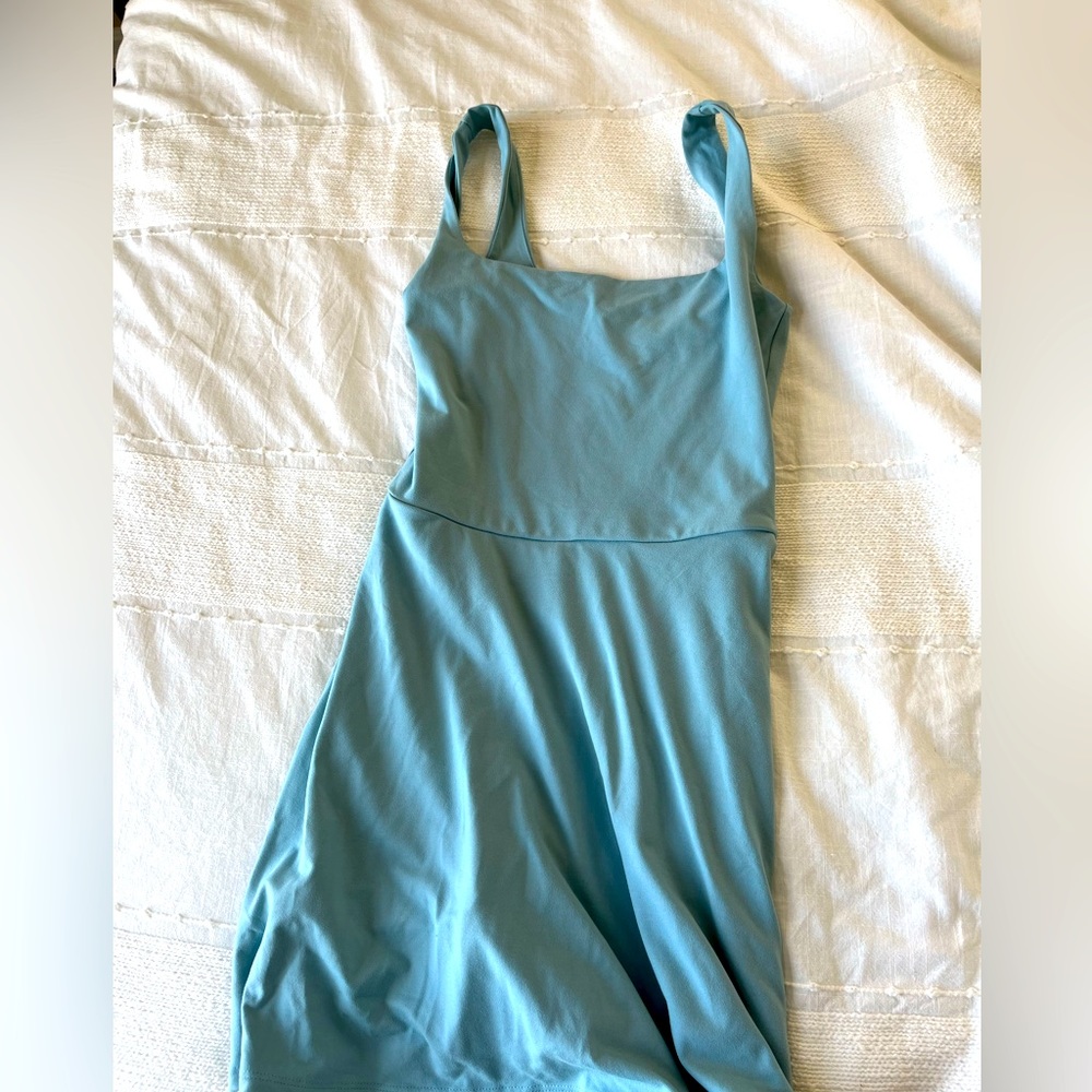 REFORMATION ACTIVE DRESS